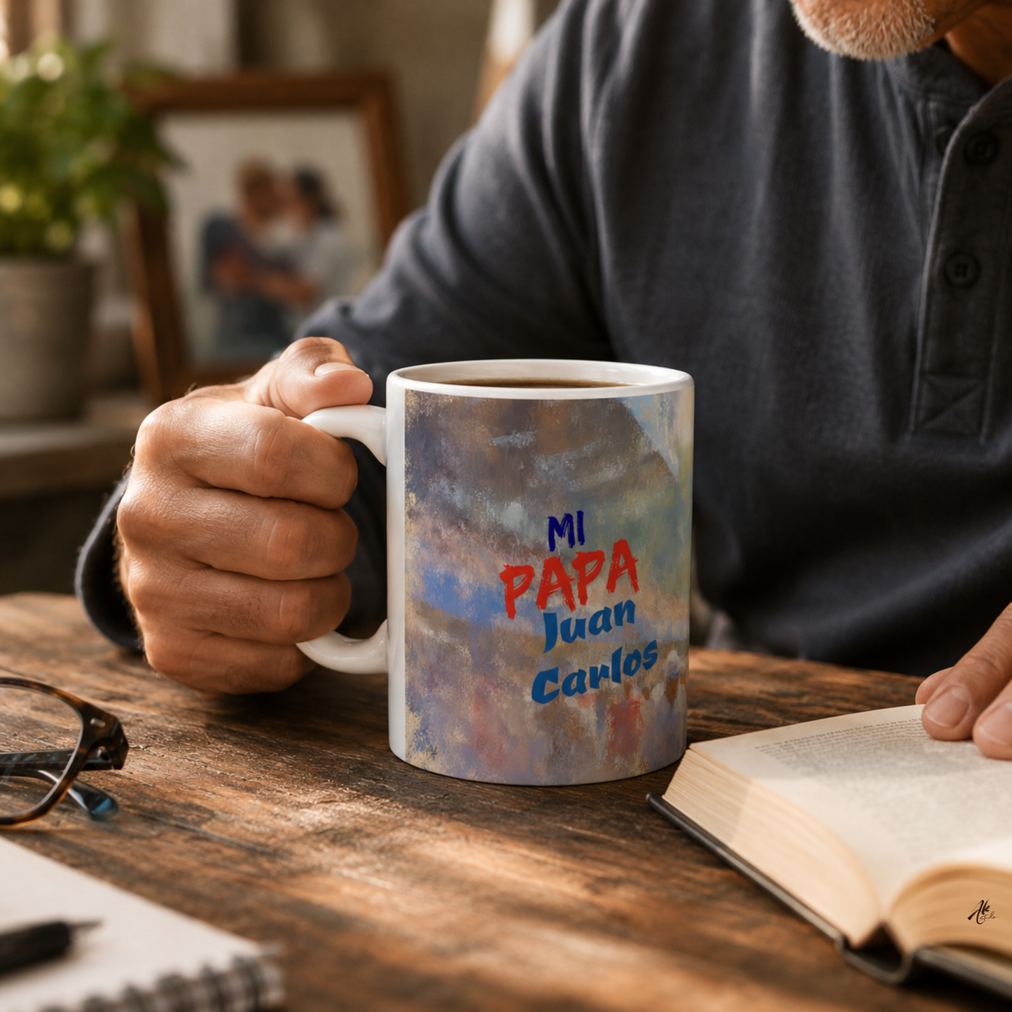 Mi Papa A Personalized Mug Honoring the Father Who Is Your Whole World